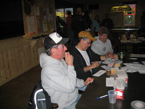 madwrench > SSK APPLIES CHAPSTICK IN ANTICIPATION OF THE ENDURO GROUPIES.